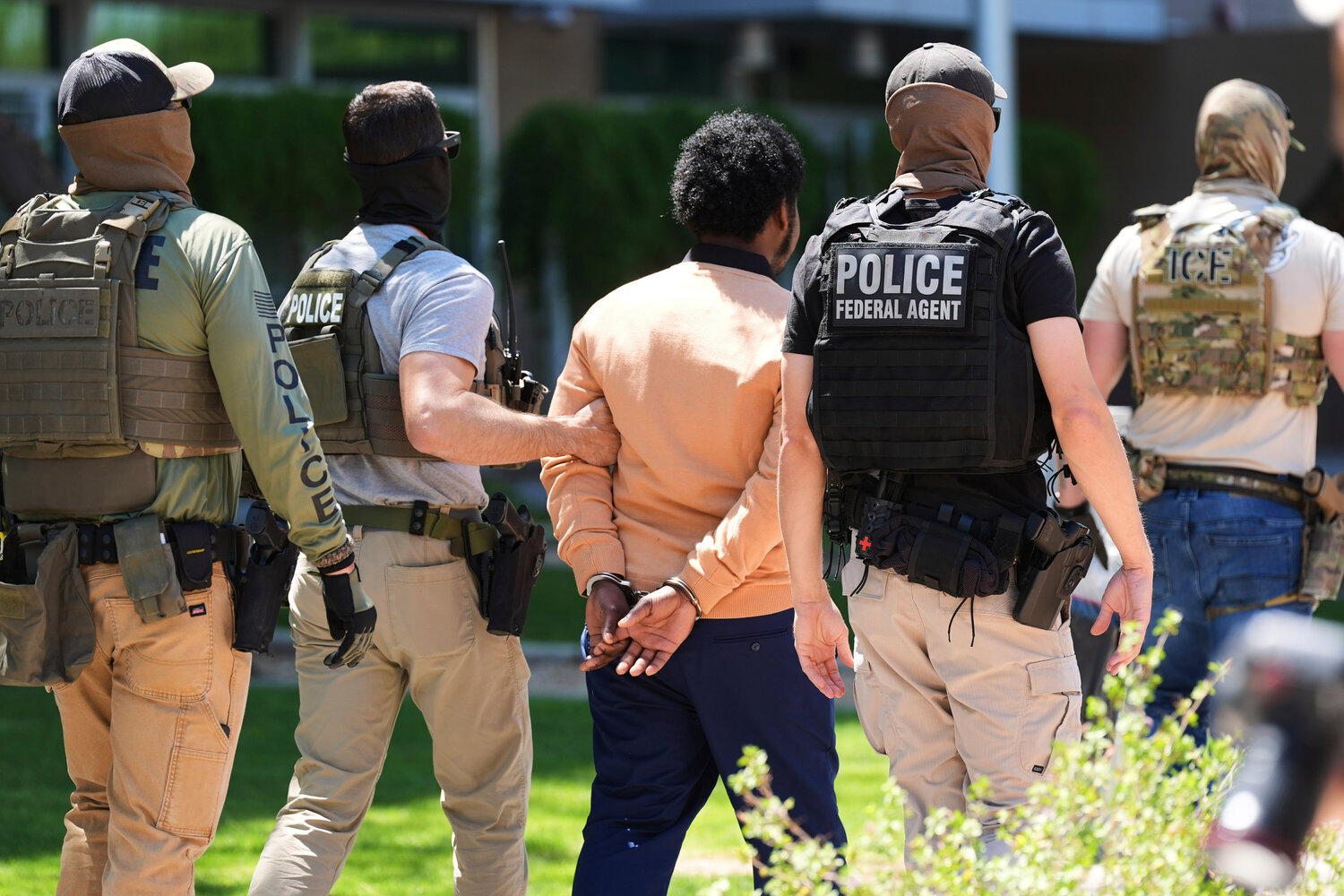 Arizona examining ICE officials impersonating utility workers during searches
