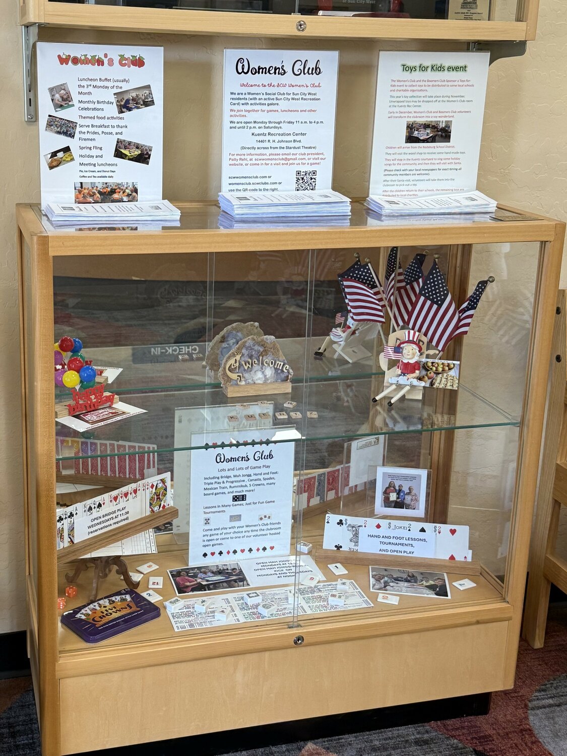 Sun City West library features Women’s Club display