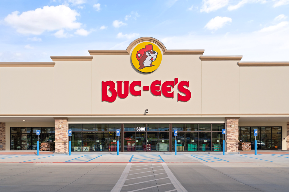 Goodyear Tourism Office Targets Buc-ee's Traffic to Boost Local Spending