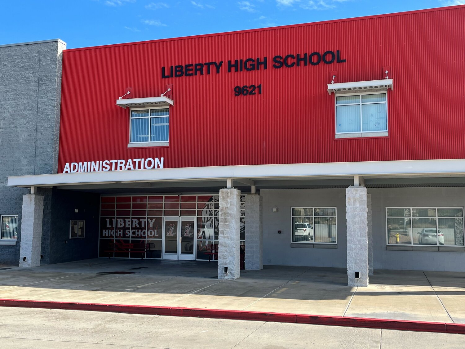 Peoria Police find no criminal wrongdoing in Liberty wrestling hazing investigation - Daily Independent