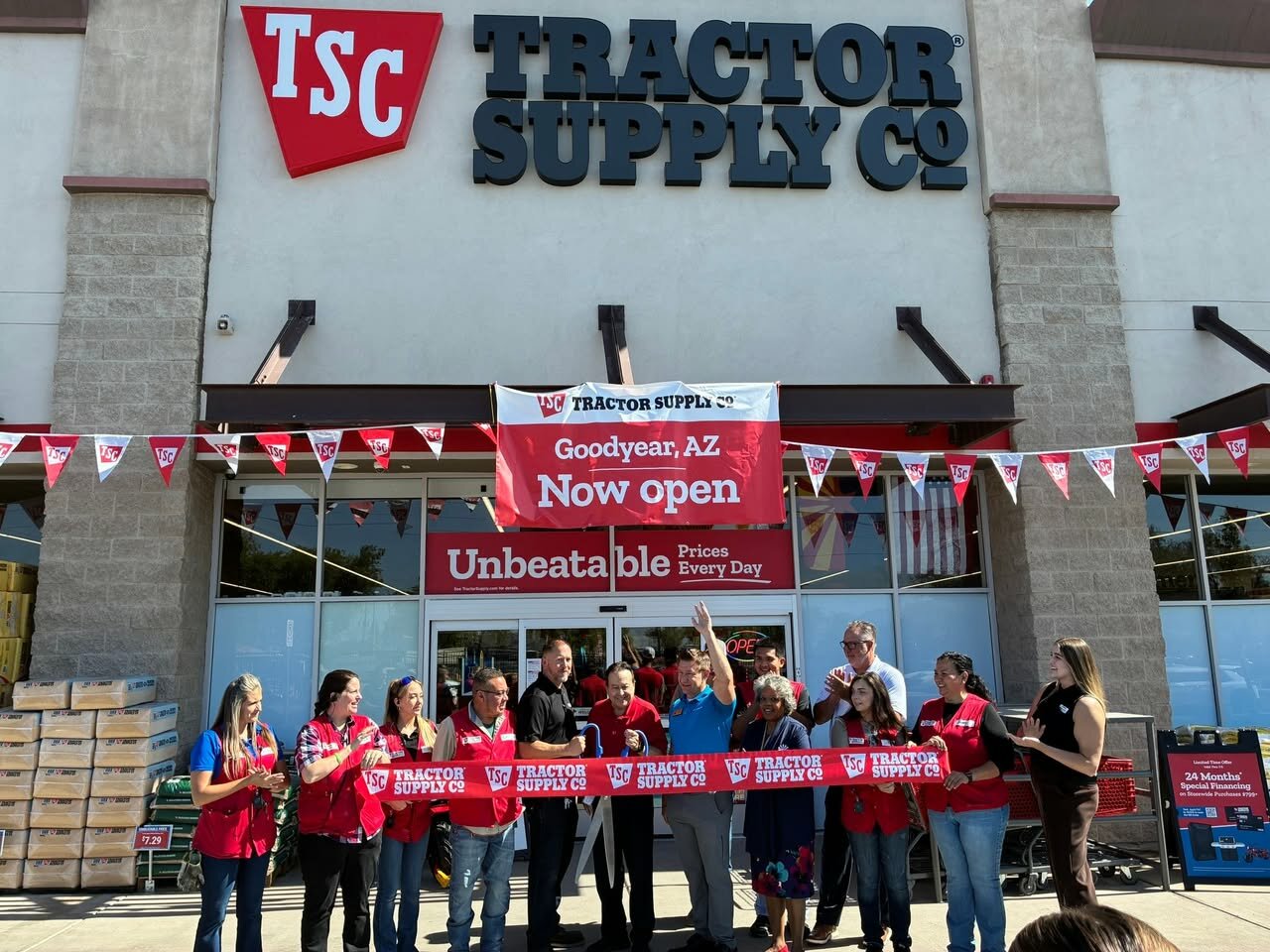 New Tractor Supply Co. opens in Goodyear